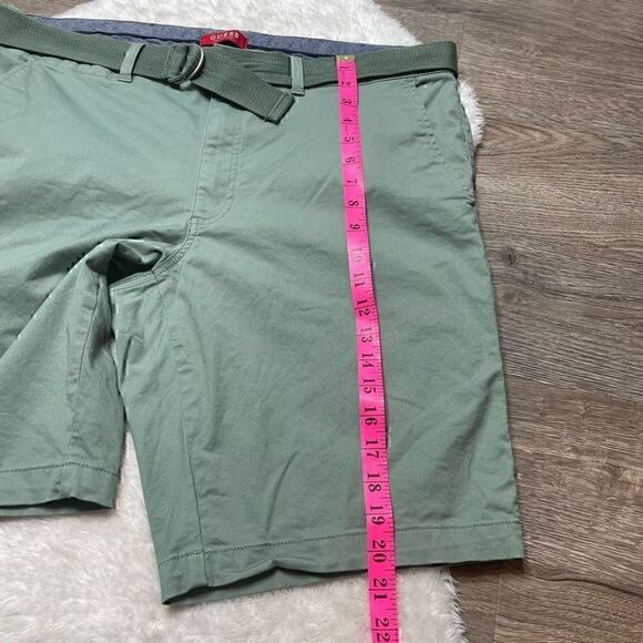 Guess Shorts Green Cotton with Belt Mens Size 38 Flat Front 10" Inseam - Picture 11 of 11